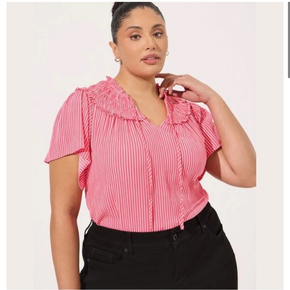 Torrid Gauze Smocked Yoke Ruffle Top. Size 1